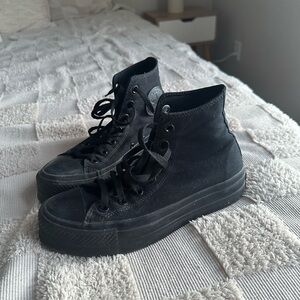 Platform converse